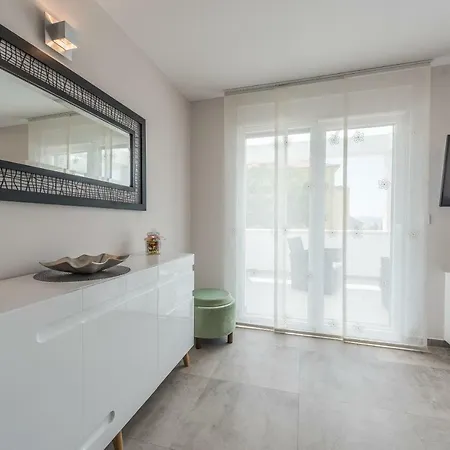 Apartman Franica