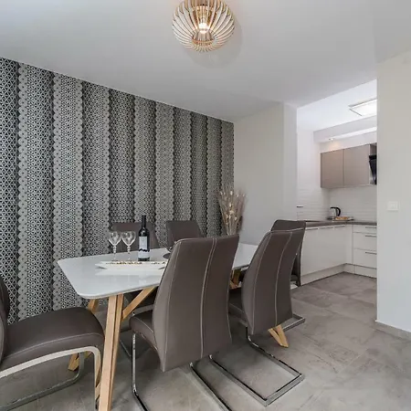 Franica Apartman Zára