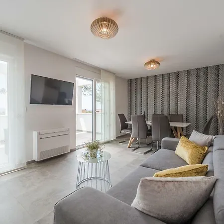 Apartamento Franica *